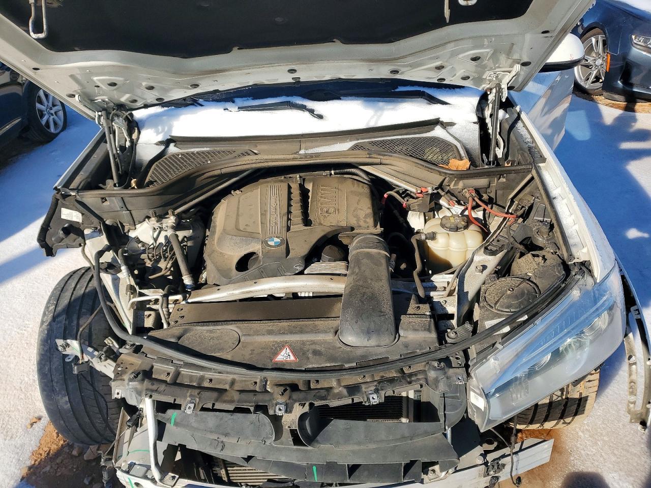 2016 BMW X5 xDrive35I - zdjęcie 12