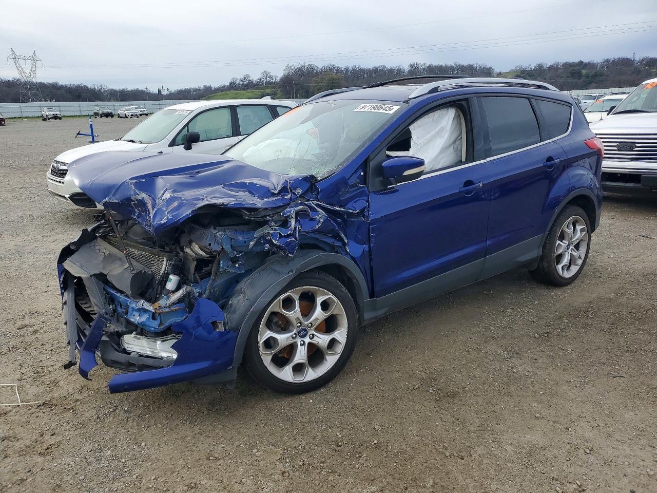 2013 Ford Escape Titanium - zdjęcie główne