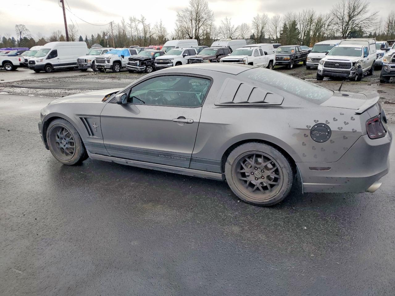 2020 Ford Mustang - zdjęcie 2