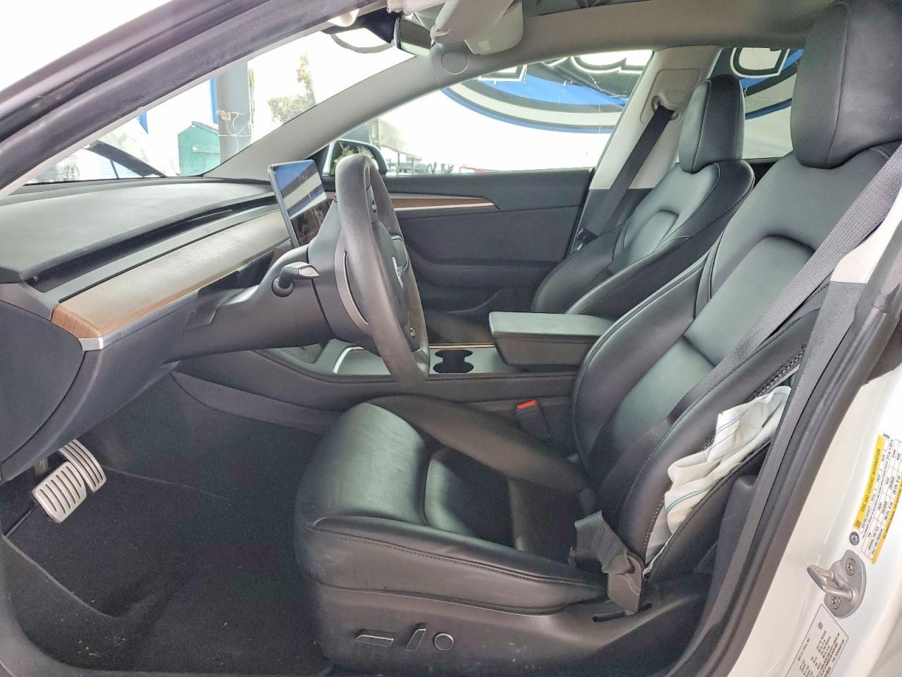 2023 Tesla Model 3 - zdjęcie 7