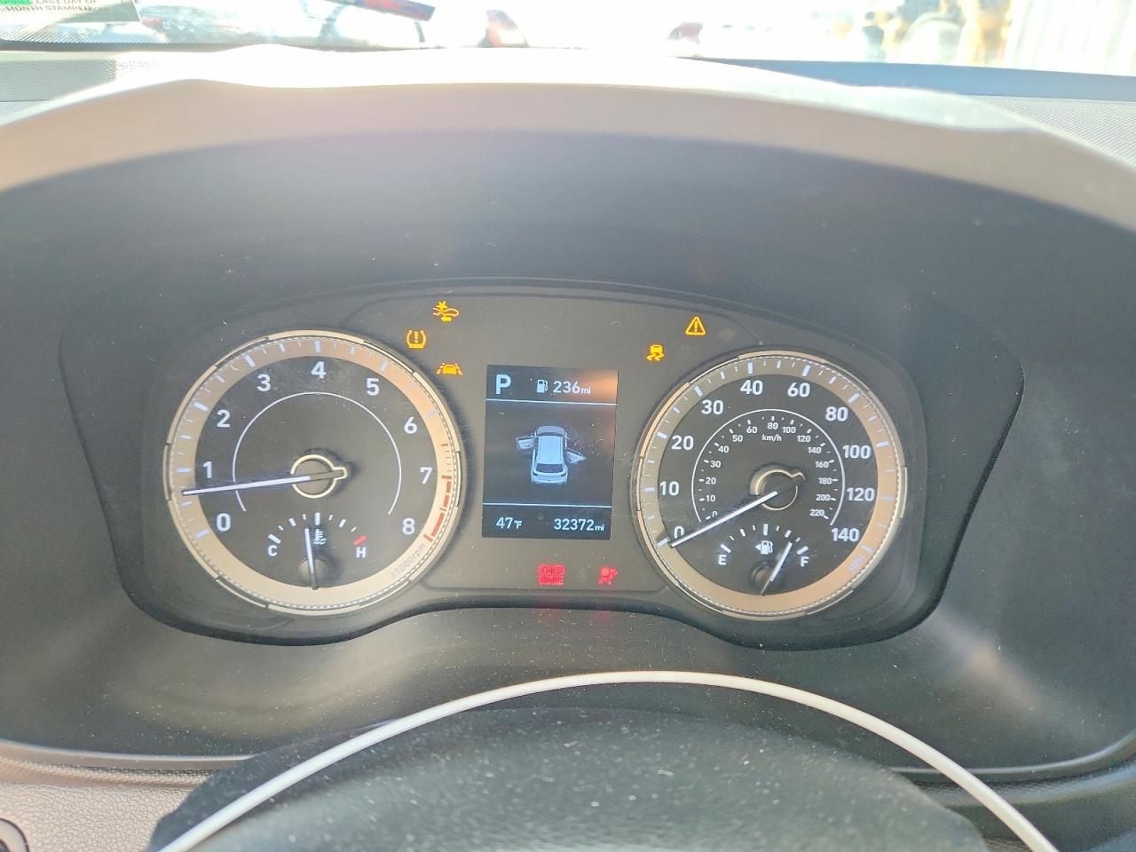 2022 Hyundai Venue Sel - zdjęcie 9