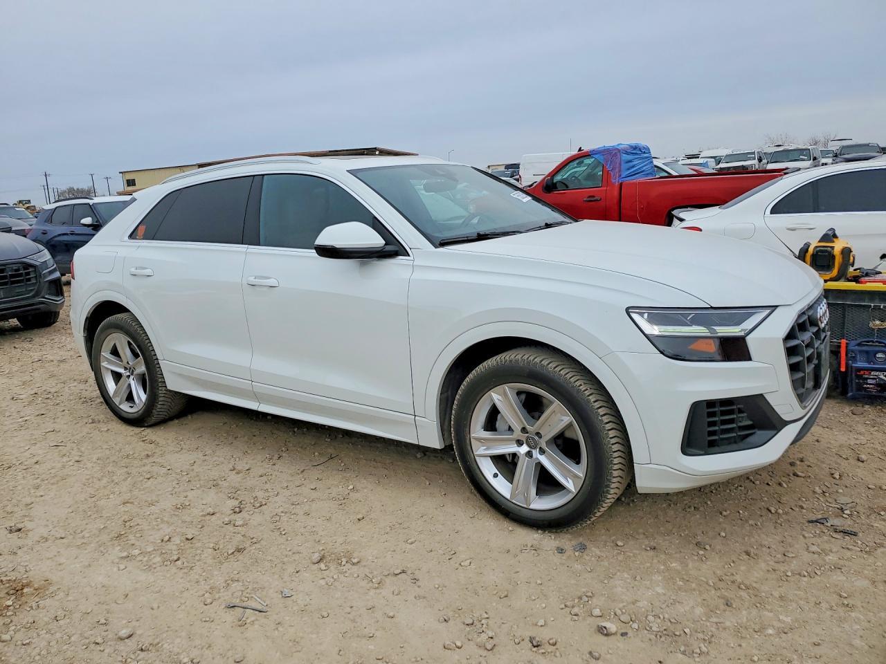 Audi Q8 - zdjęcie 4