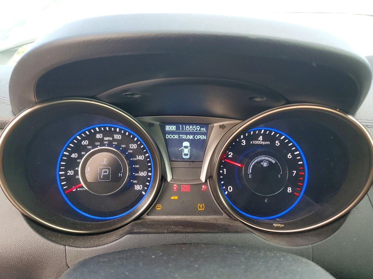 2016 Hyundai Genesis Coupe 3.8L - zdjęcie 9