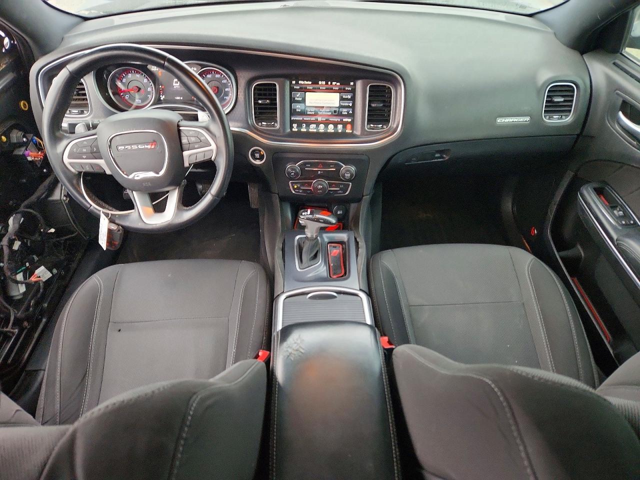 2015 Dodge Charger Sxt - zdjęcie 8