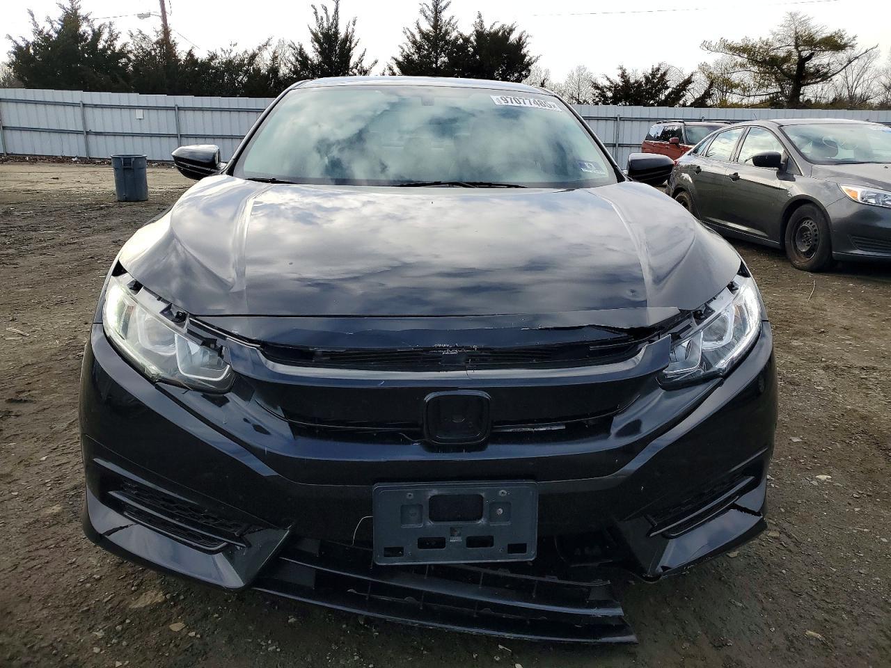 2017 Honda Civic Lx - zdjęcie 5