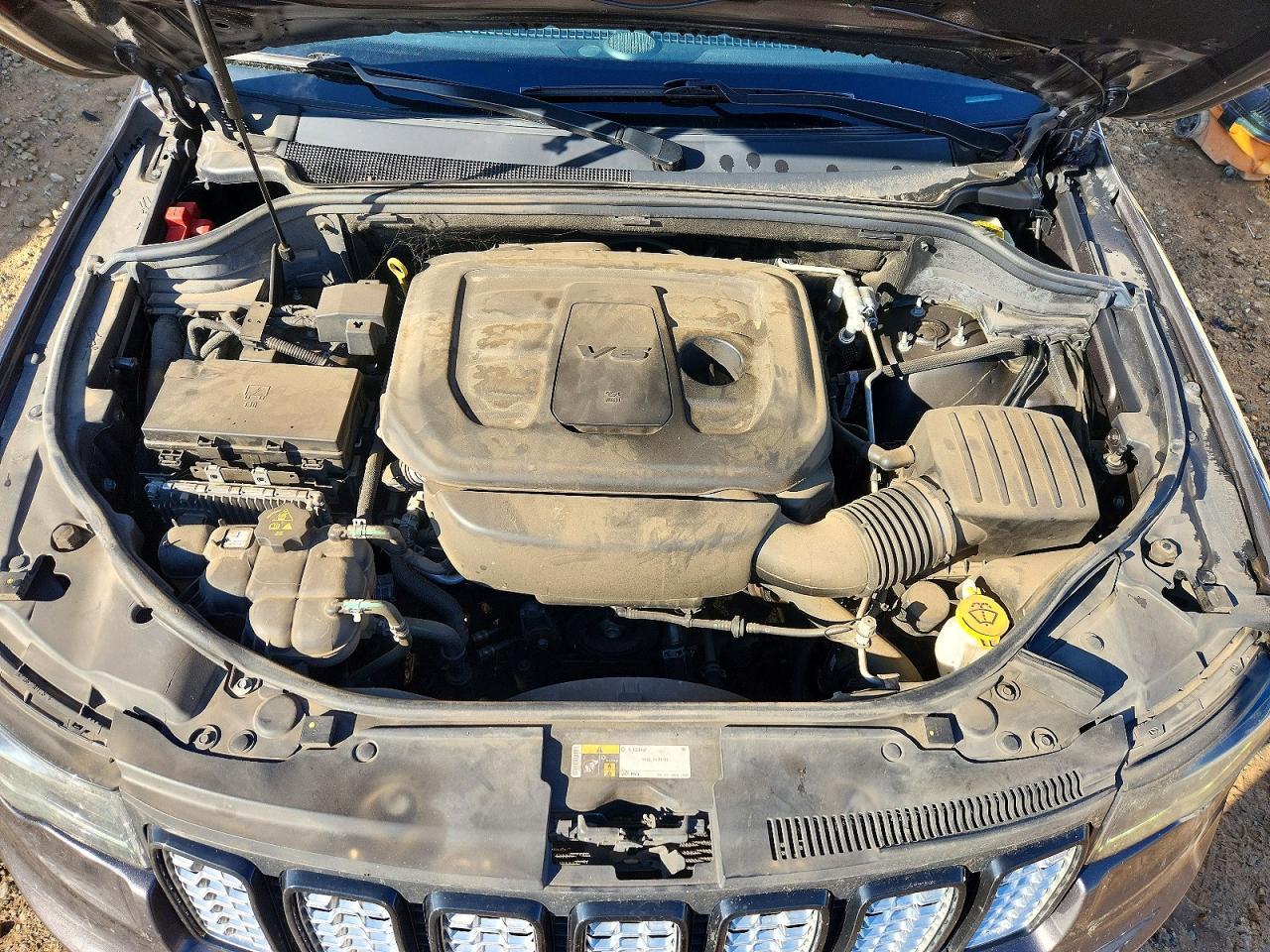 2021 Jeep Grand Cherokee Laredo - zdjęcie 11