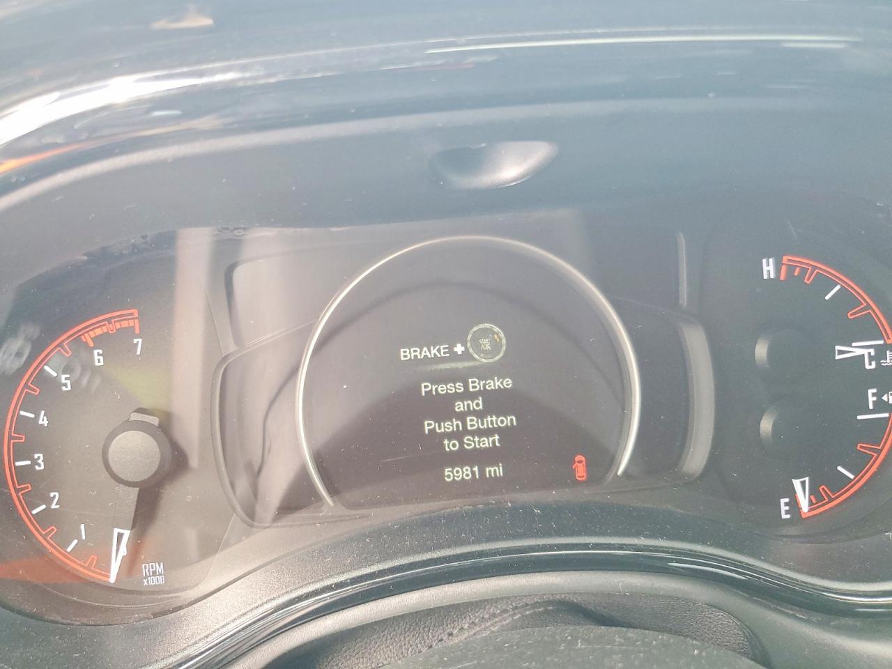 2026 Dodge Durango R/T - zdjęcie 9