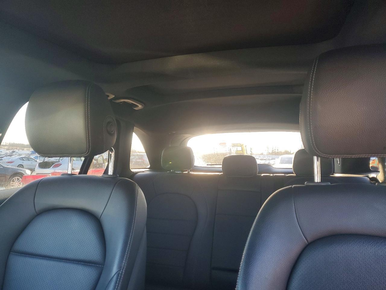 2019 Mercedes-Benz Glc 300 4Matic - zdjęcie 10