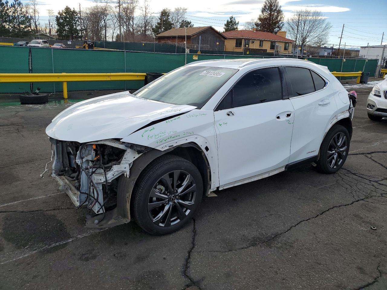 2020 Lexus Ux 250H - zdjęcie główne
