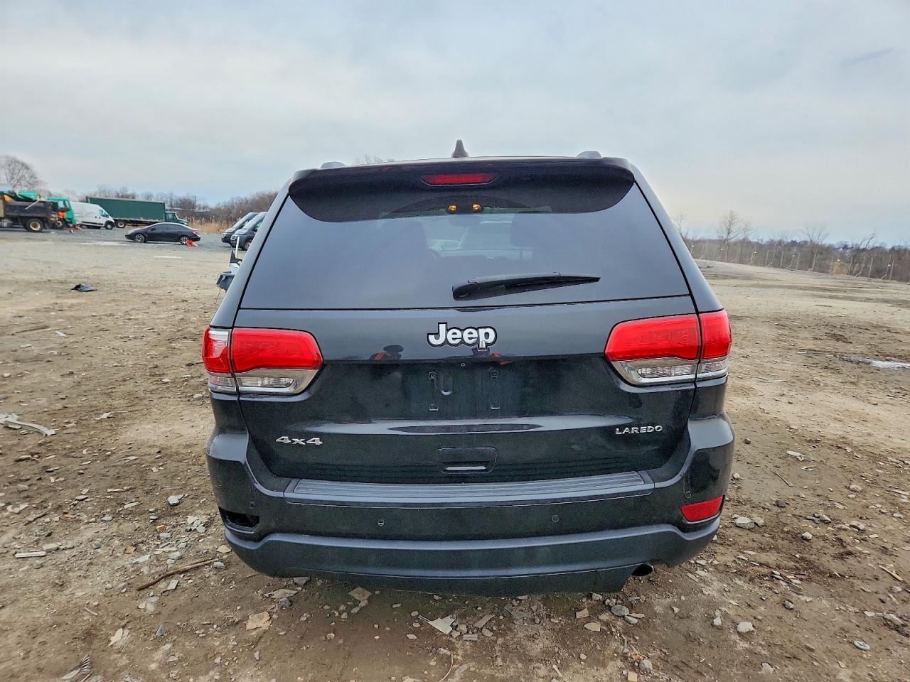 2017 Jeep Grand Cherokee Laredo - zdjęcie 6