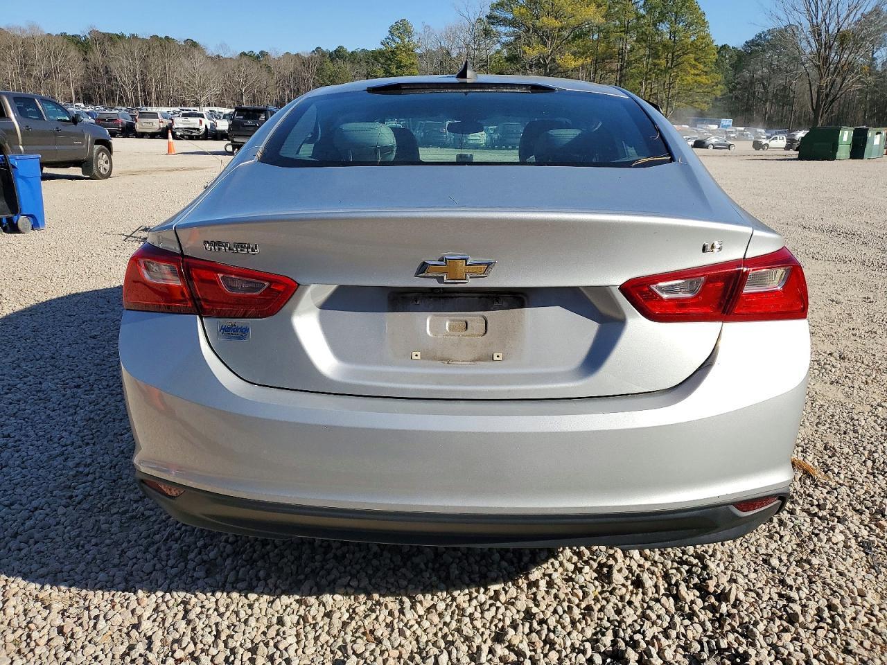 2016 Chevrolet Malibu Ls - zdjęcie 6