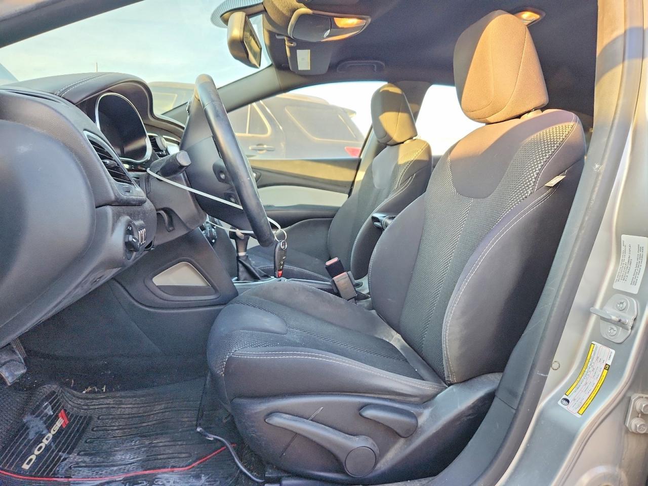 2014 Dodge Dart Sxt - zdjęcie 7