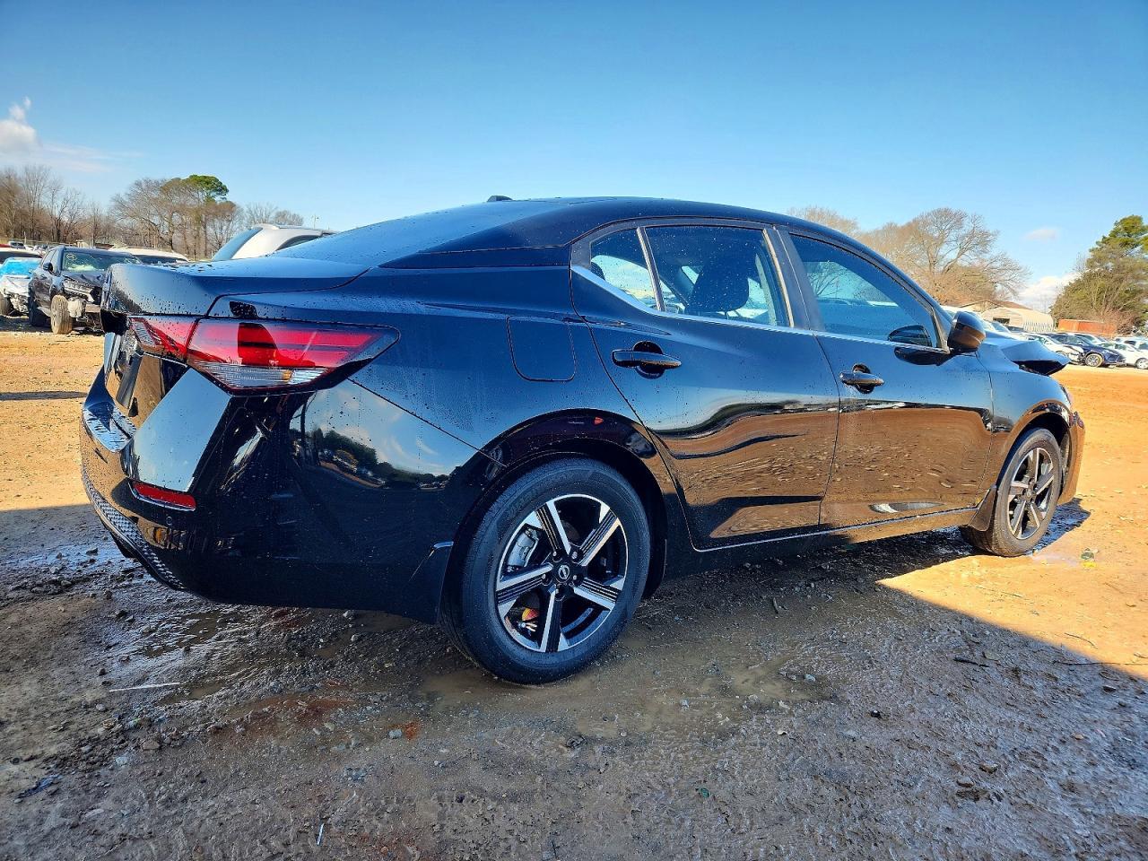 2025 Nissan Sentra Sv - zdjęcie 3