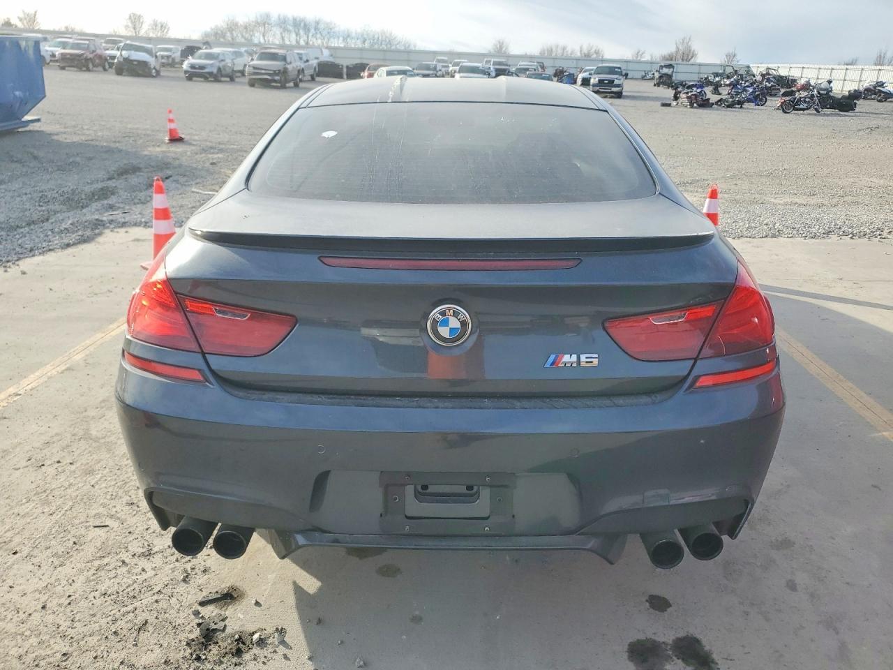 2013 BMW M6 - zdjęcie 6