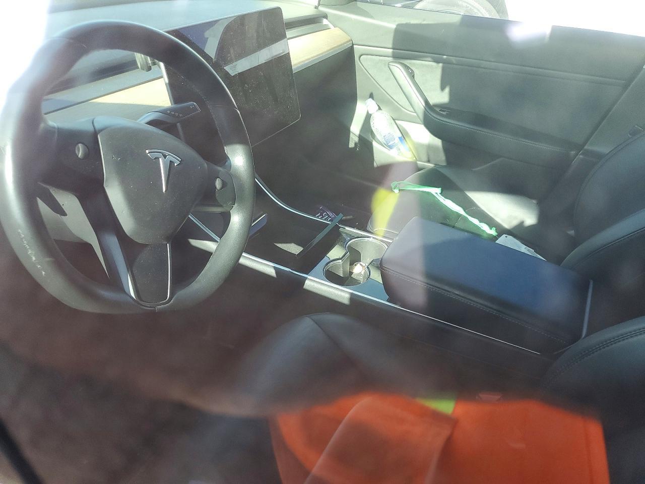 2018 Tesla Model 3 - zdjęcie 8