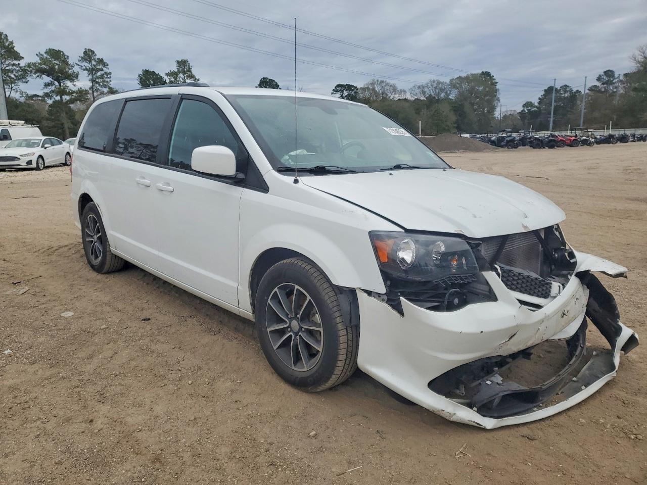 2018 Dodge Grand Caravan Gt - zdjęcie 4