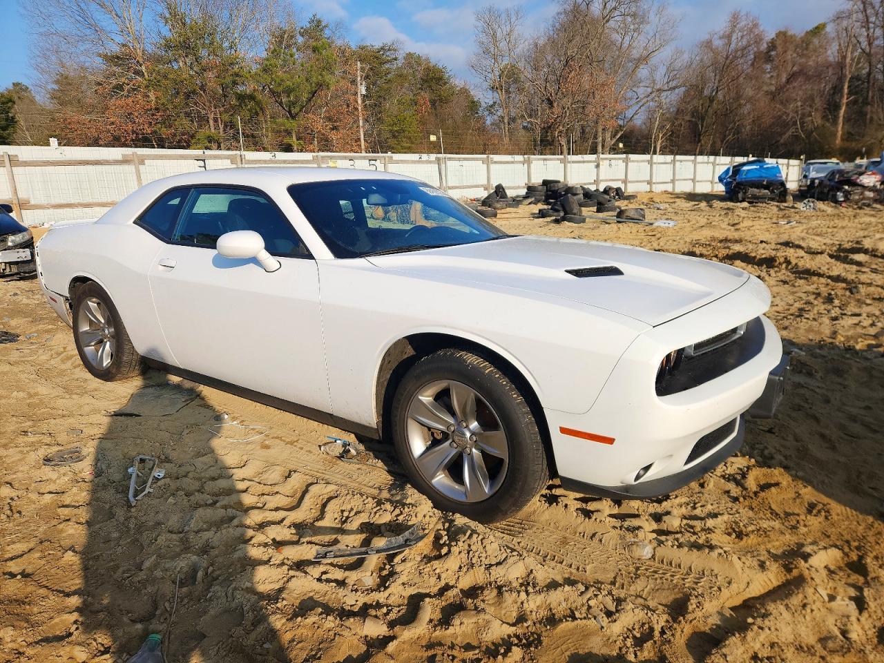 2022 Dodge Challenger Sxt - zdjęcie 4