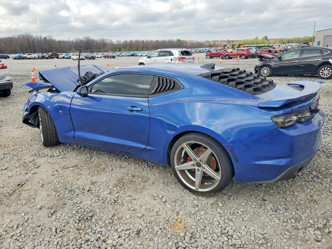 2021 Chevrolet Camaro Ls - zdjęcie 2