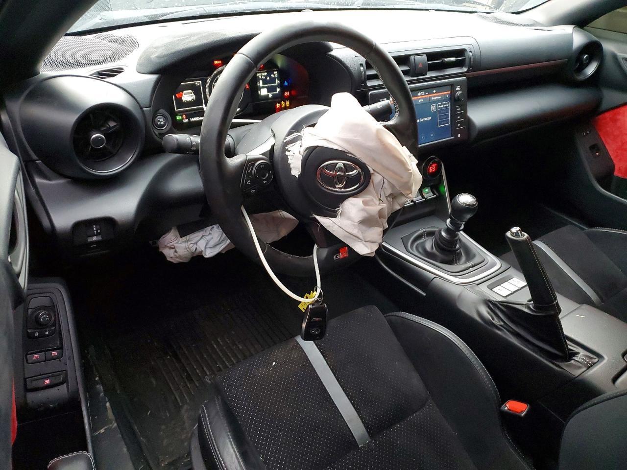 2025 Toyota Gr 86 Premium - zdjęcie 8