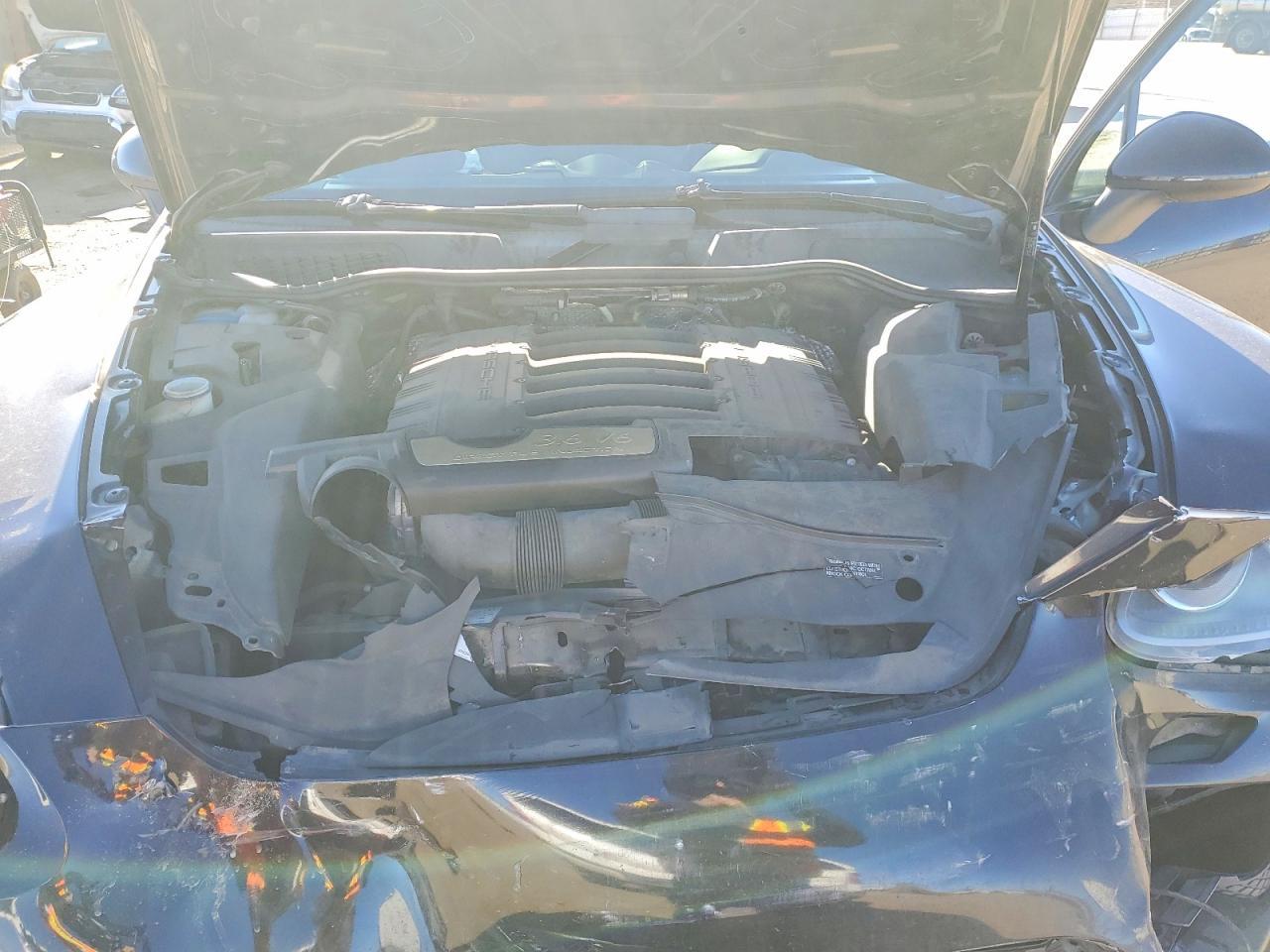 2013 Porsche Cayenne - zdjęcie 12