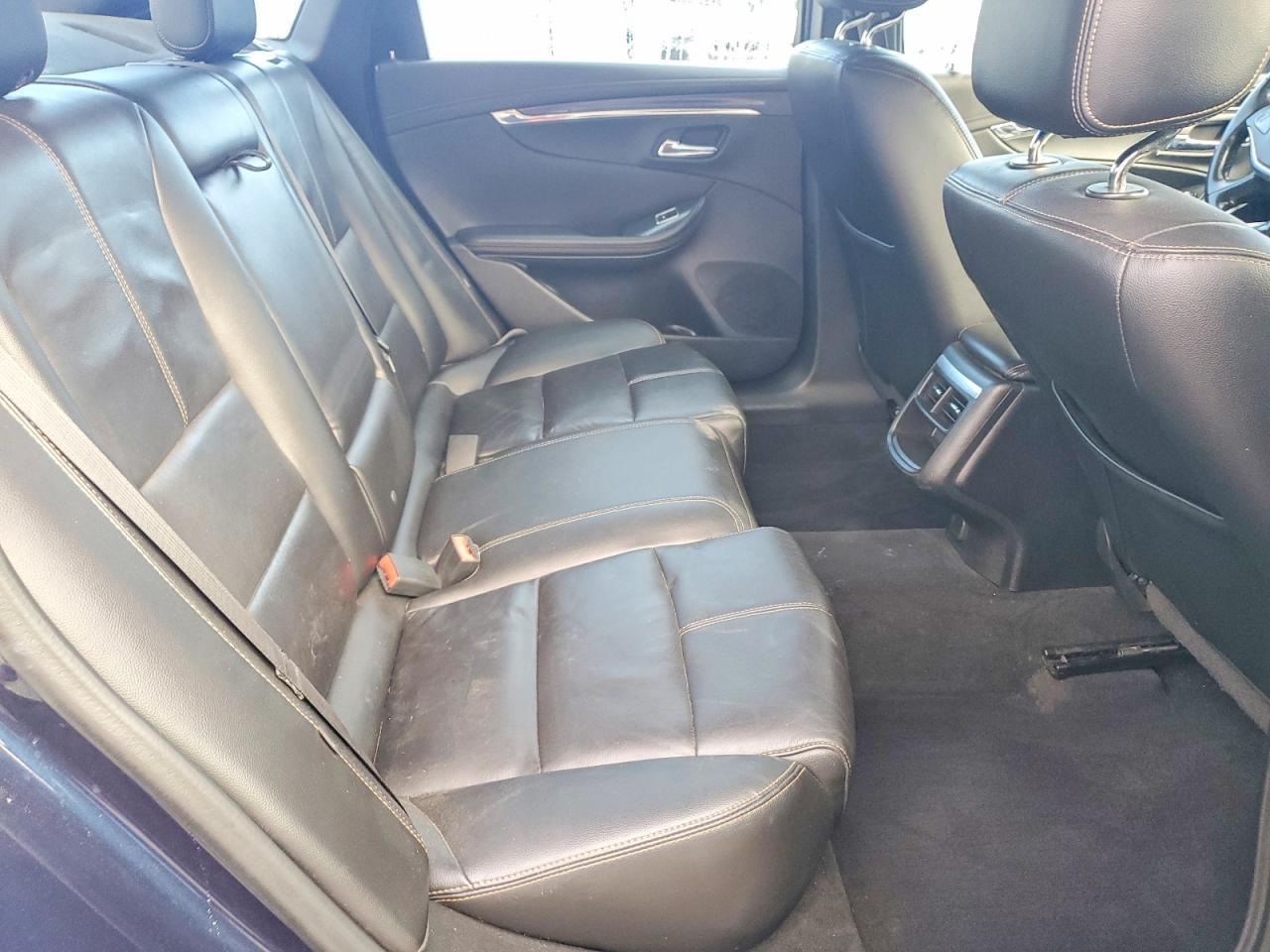 2017 Chevrolet Impala Lt - zdjęcie 10