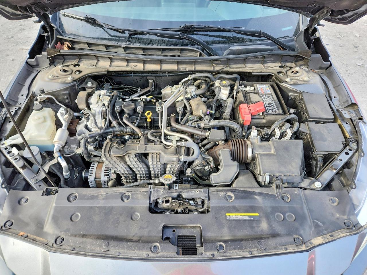 2022 Nissan Altima Sr - zdjęcie 11
