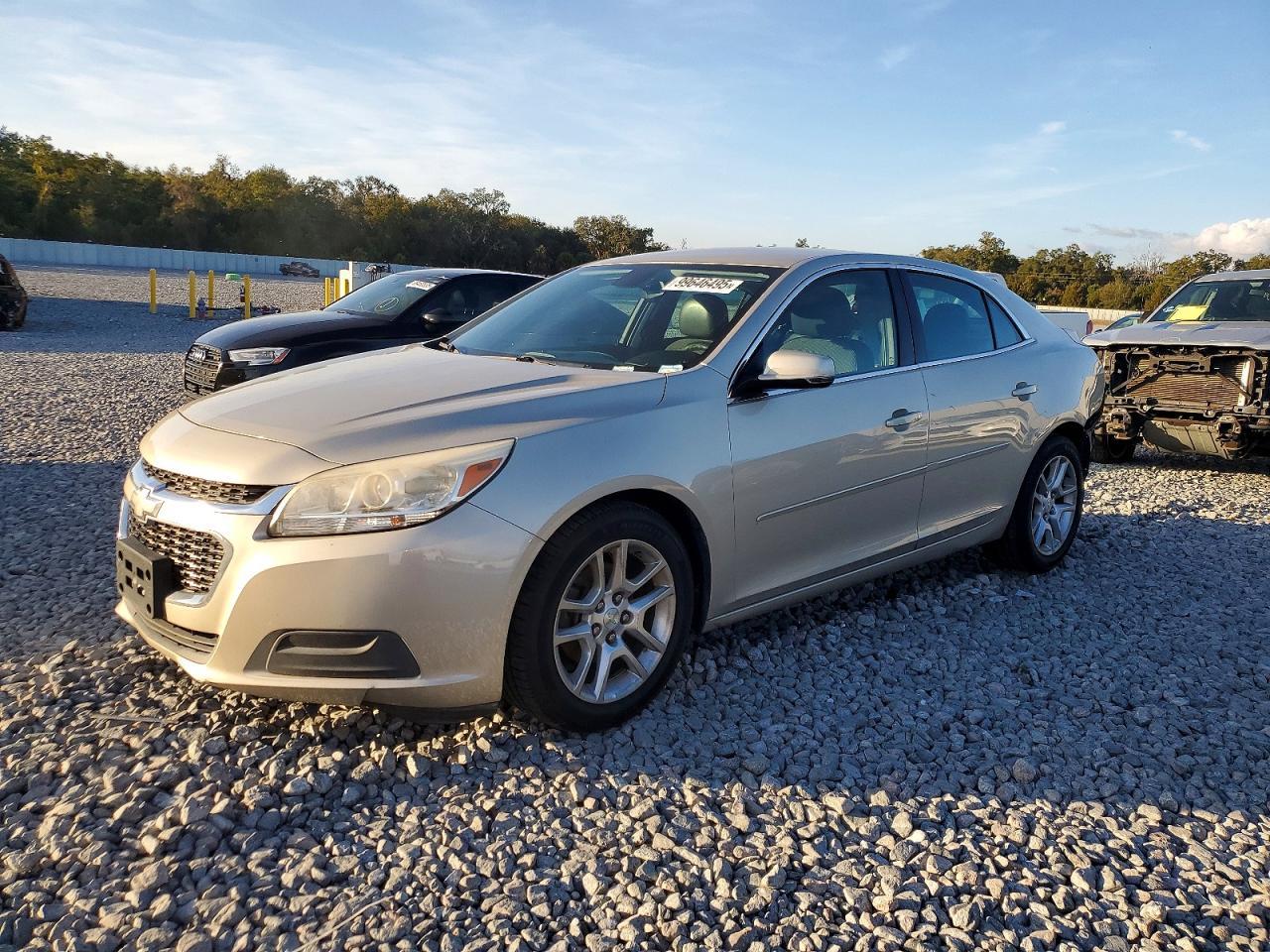 2015 Chevrolet Malibu 1Lt - zdjęcie główne