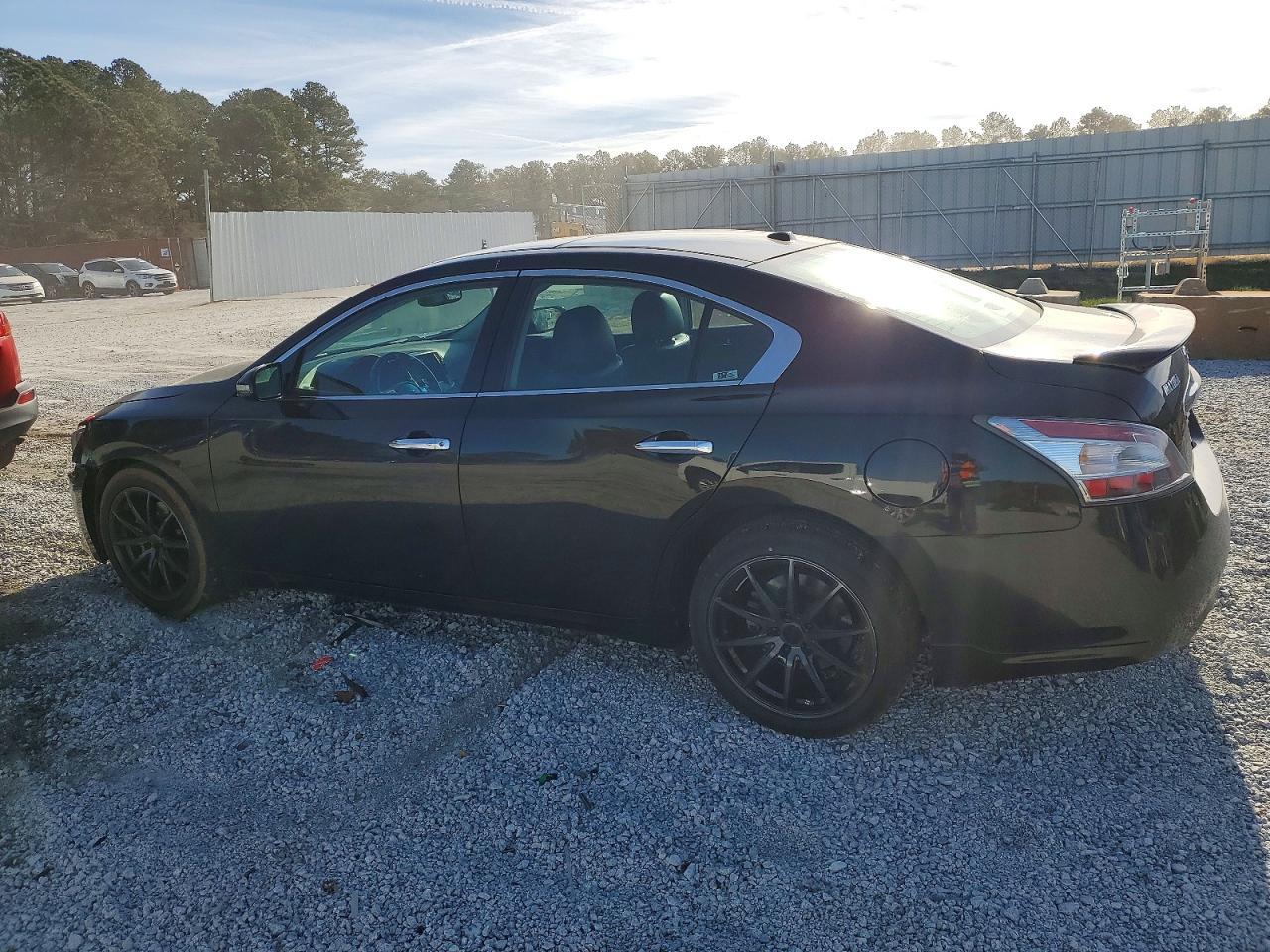 2014 Nissan Maxima S - zdjęcie 2