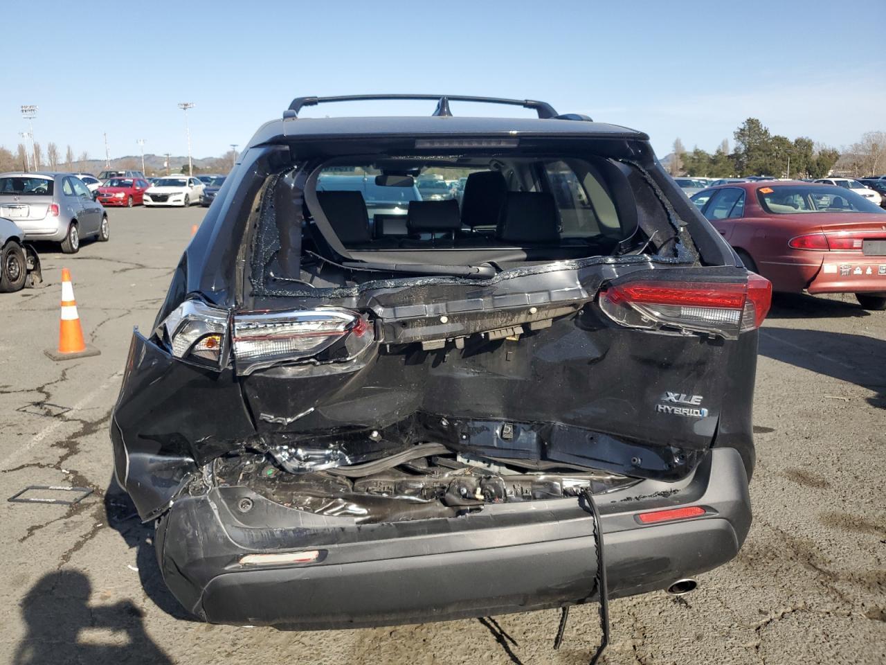 2020 Toyota Rav4 Hybrid Xle - zdjęcie 6