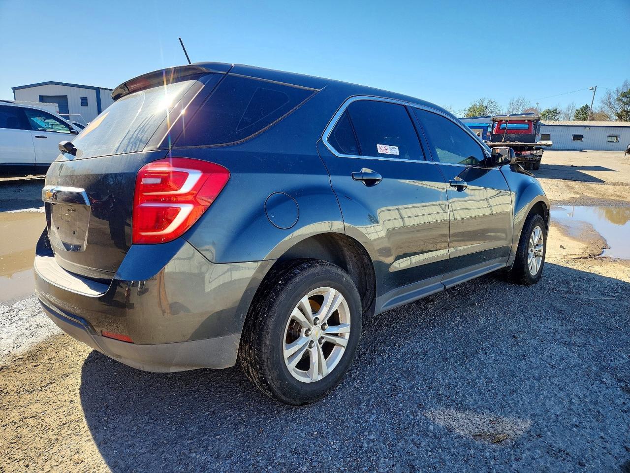2017 Chevrolet Equinox Ls - zdjęcie 3