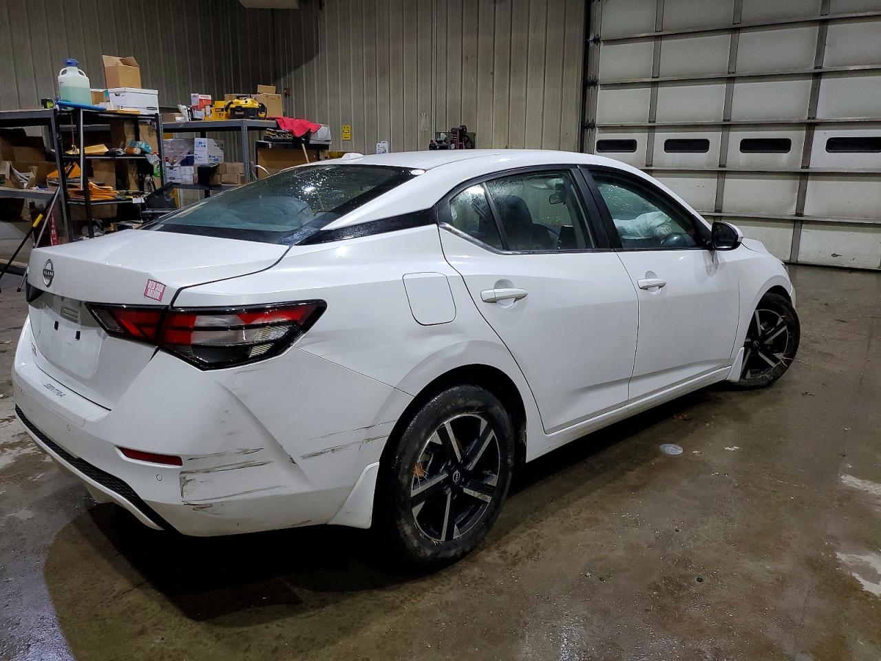 2025 Nissan Sentra Sv - zdjęcie 3