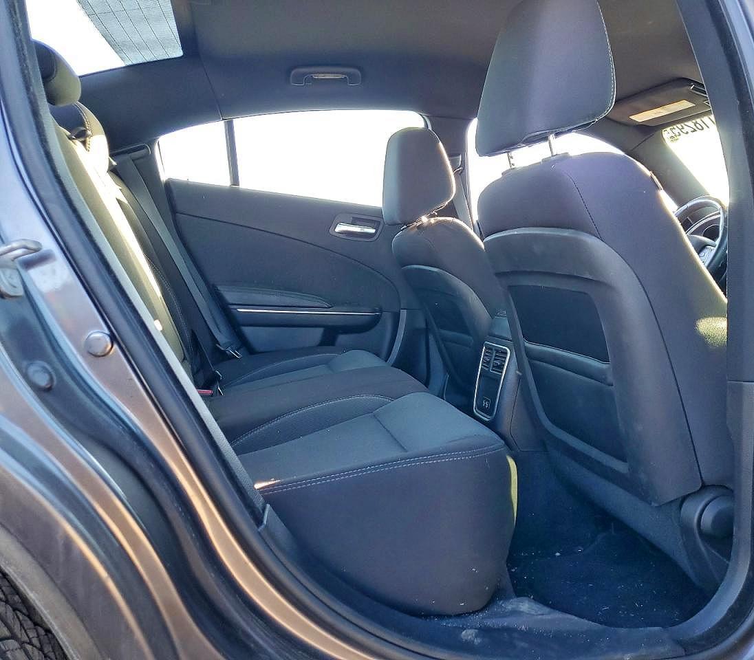 2015 Dodge Charger Se - zdjęcie 10