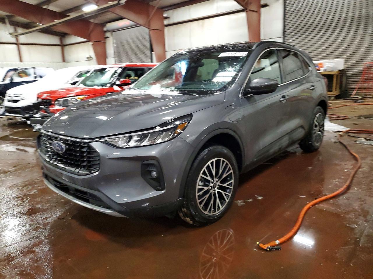 2025 Ford Escape - zdjęcie główne