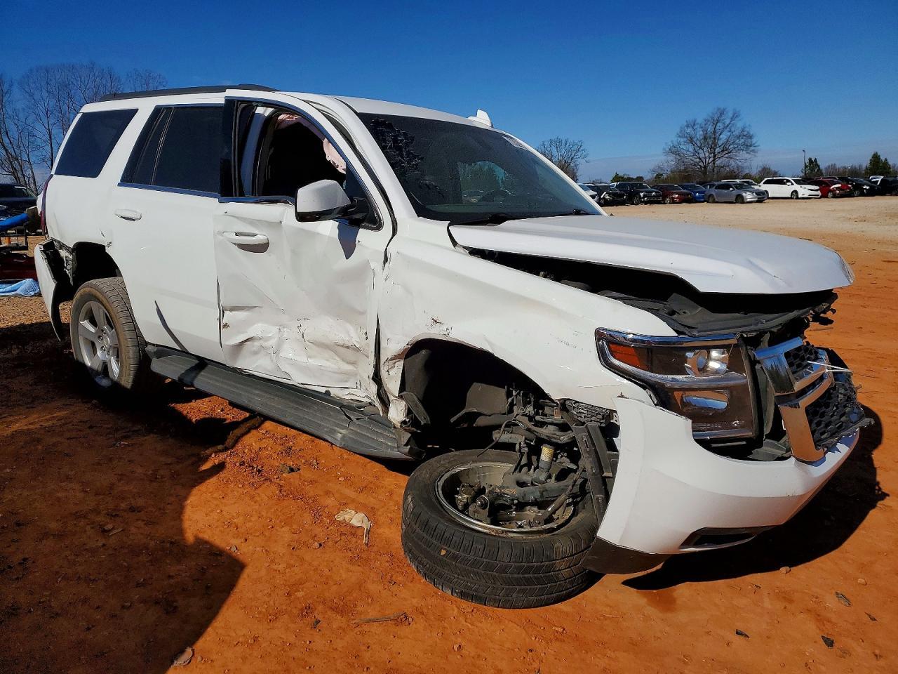 2017 Chevrolet Tahoe C1500 Ls - zdjęcie 4