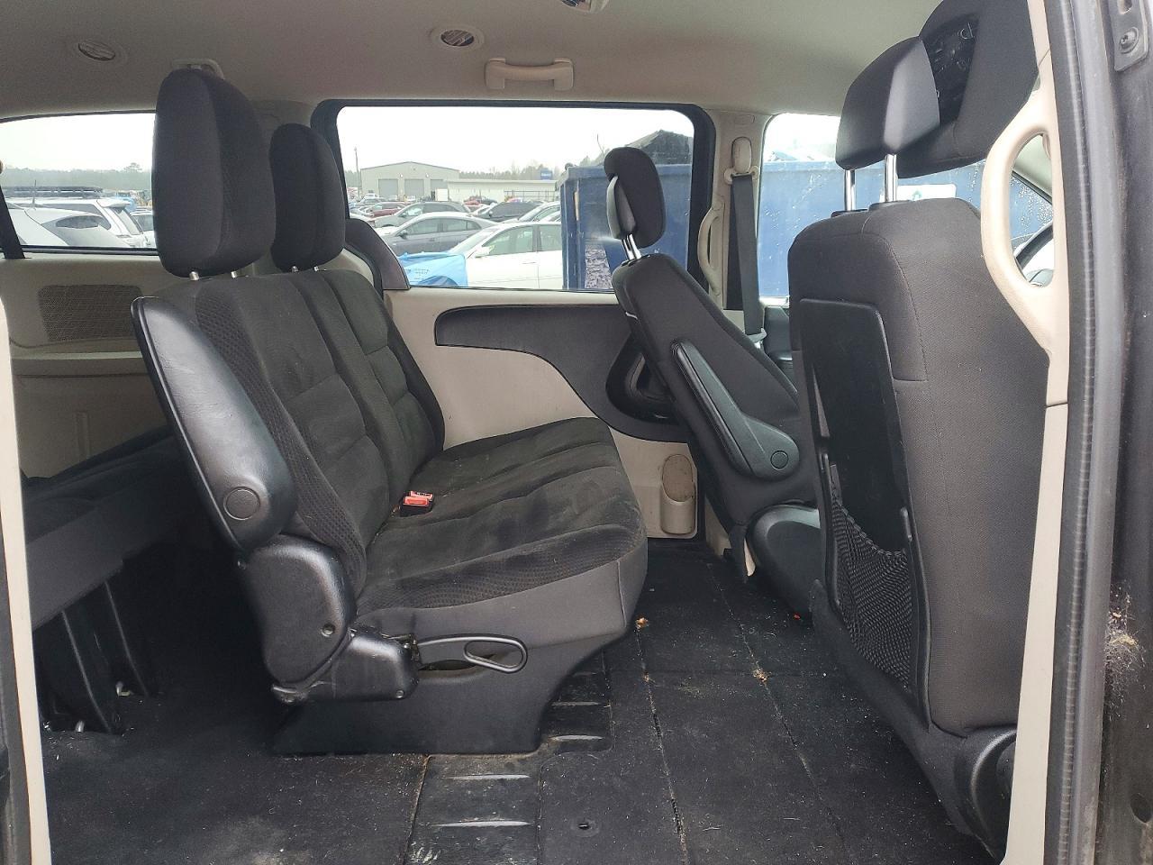 2017 Dodge Grand Caravan Se - zdjęcie 11