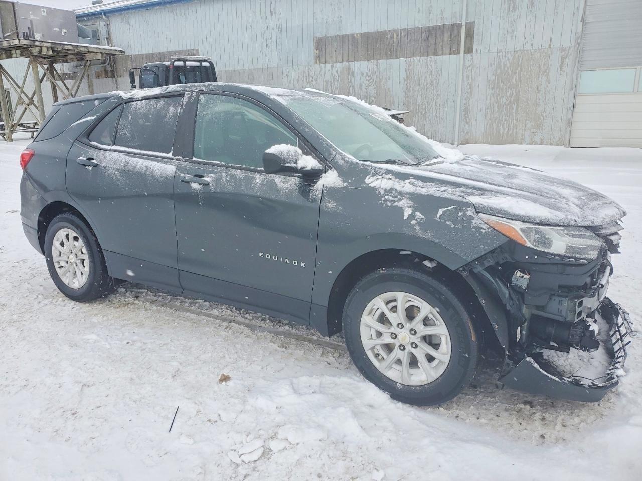 2020 Chevrolet Equinox Ls - zdjęcie 4