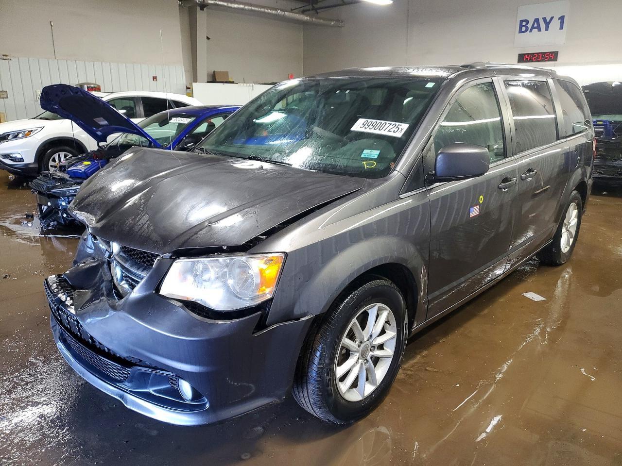 2018 Dodge Grand Caravan Sxt - zdjęcie główne