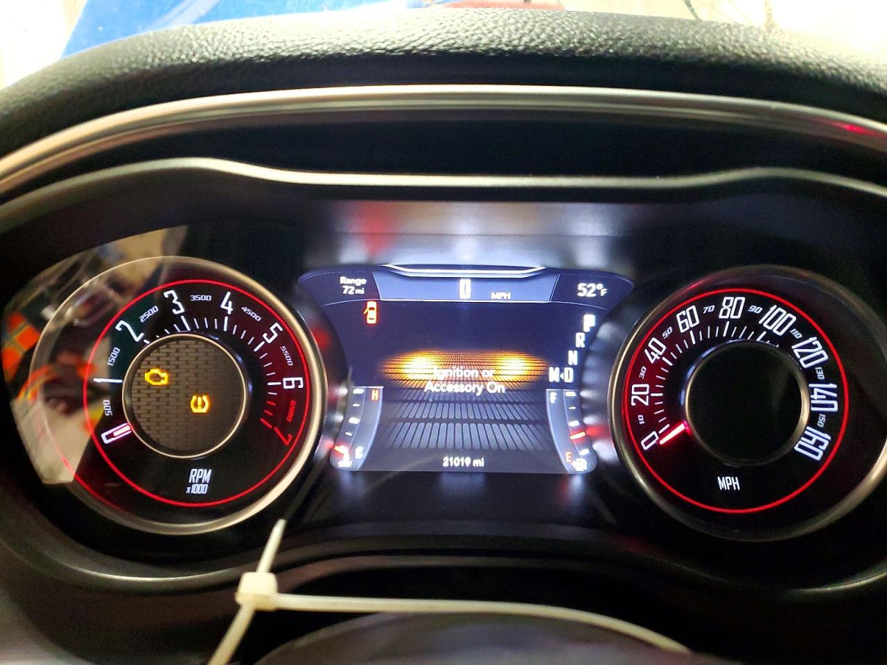 2015 Dodge Challenger Sxt - zdjęcie 9