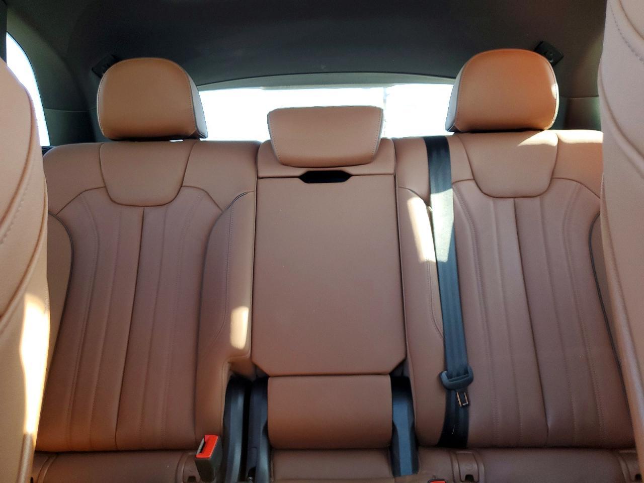 2025 Audi Q5 E Premium 55 - zdjęcie 10