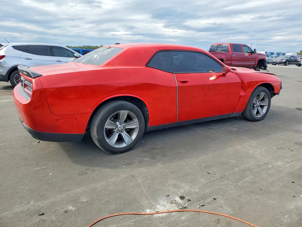 2015 Dodge Challenger Sxt - zdjęcie 3