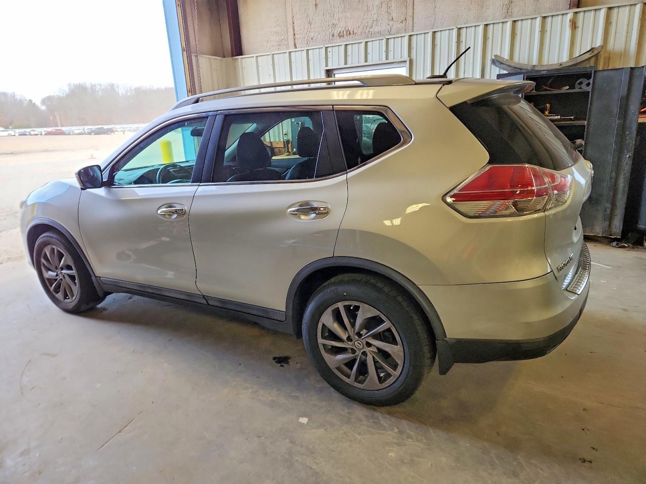 2016 Nissan Rogue S - zdjęcie 2