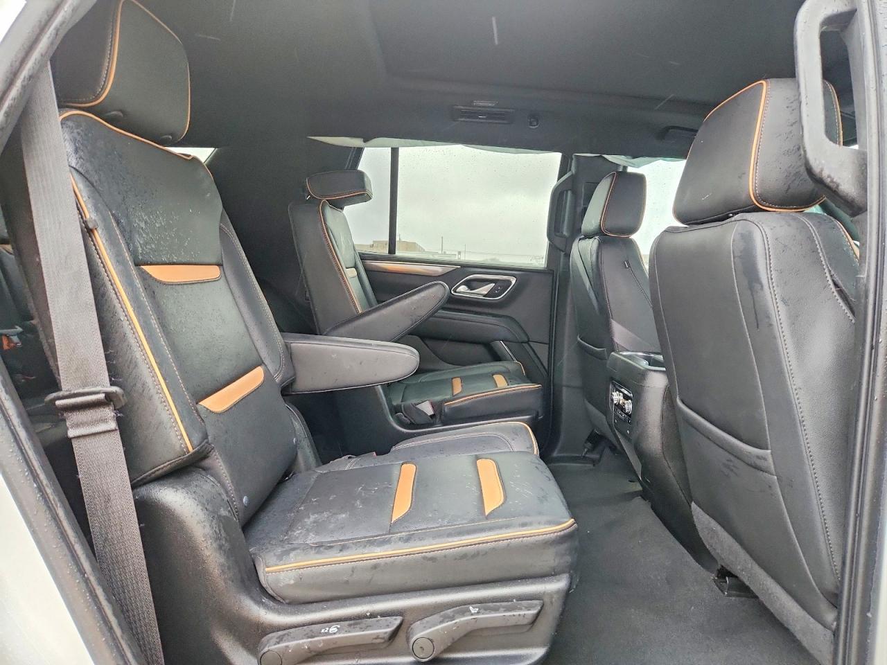 2023 GMC Yukon At4 - zdjęcie 11