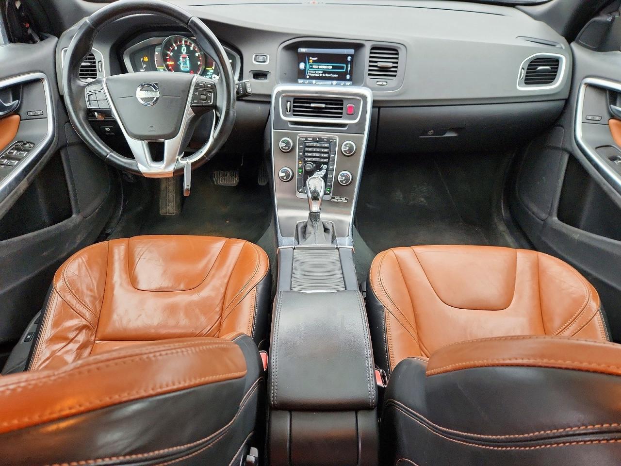 2015 Volvo V60 Premier - zdjęcie 8