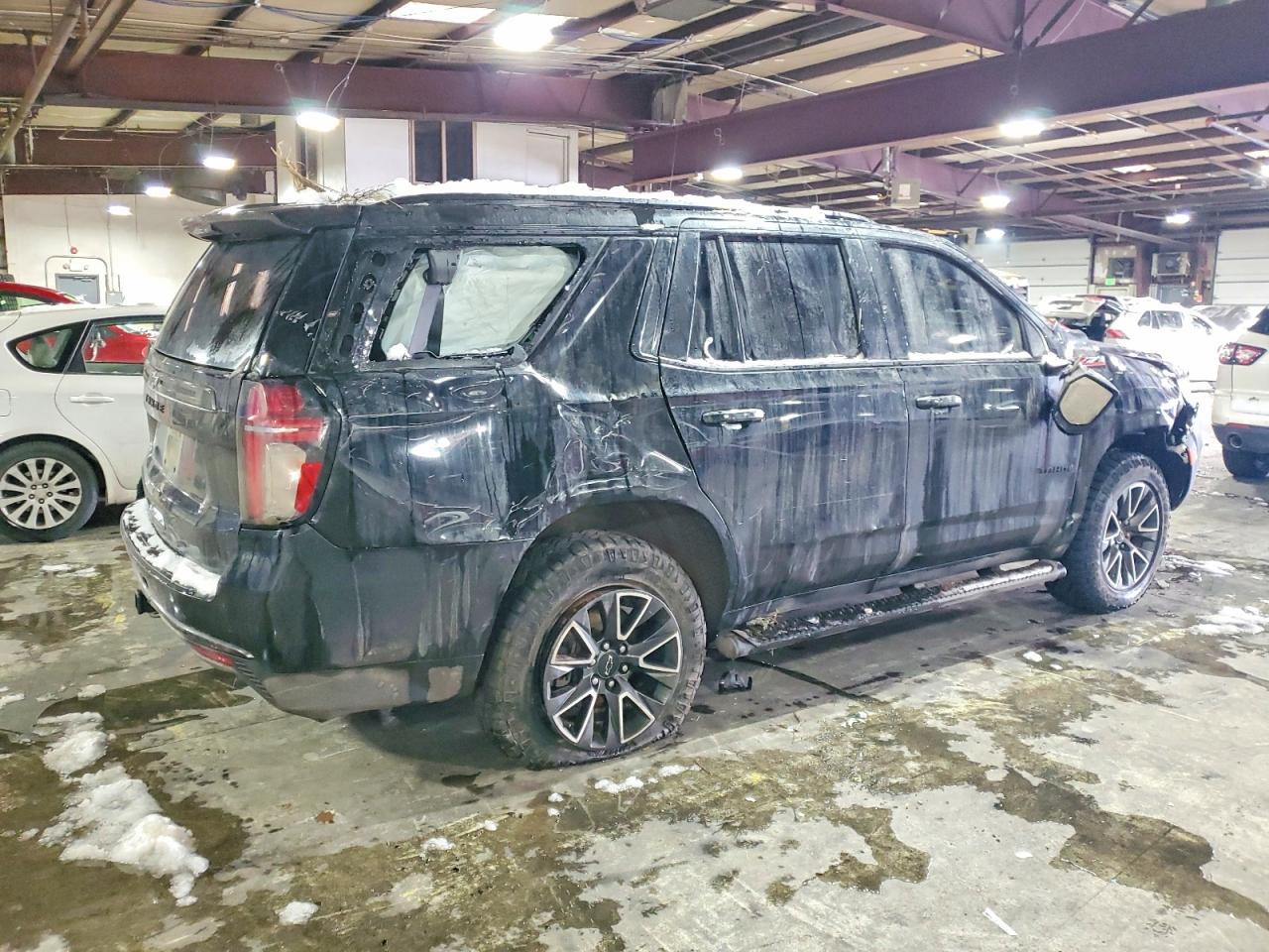 2021 Chevrolet Tahoe K1500 Z71 - zdjęcie 3