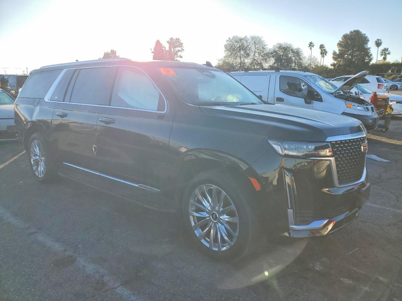 2023 Cadillac Escalade Esv Premium Luxury - zdjęcie 4