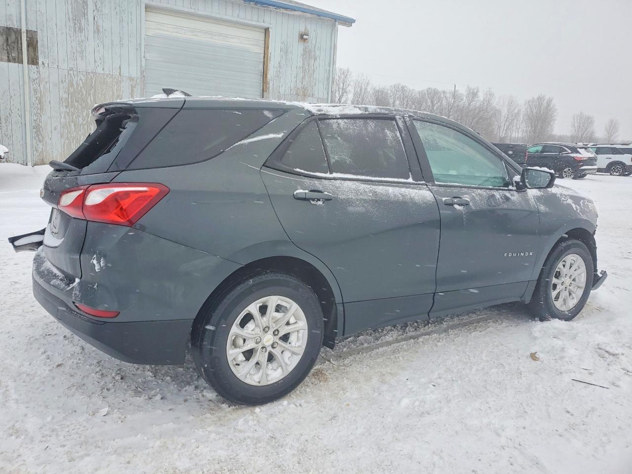 2020 Chevrolet Equinox Ls - zdjęcie 3