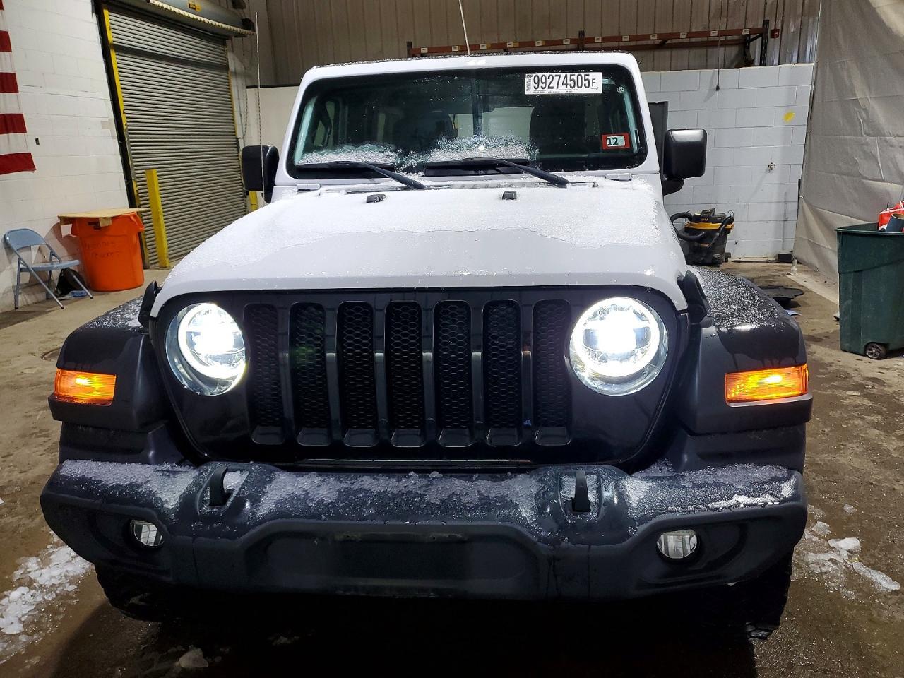 2020 Jeep Wrangler Unlimited Sport - zdjęcie 5