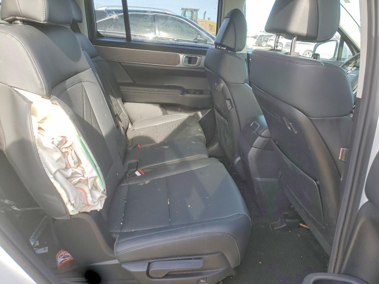 2025 Hyundai Santa Fe Sel - zdjęcie 10