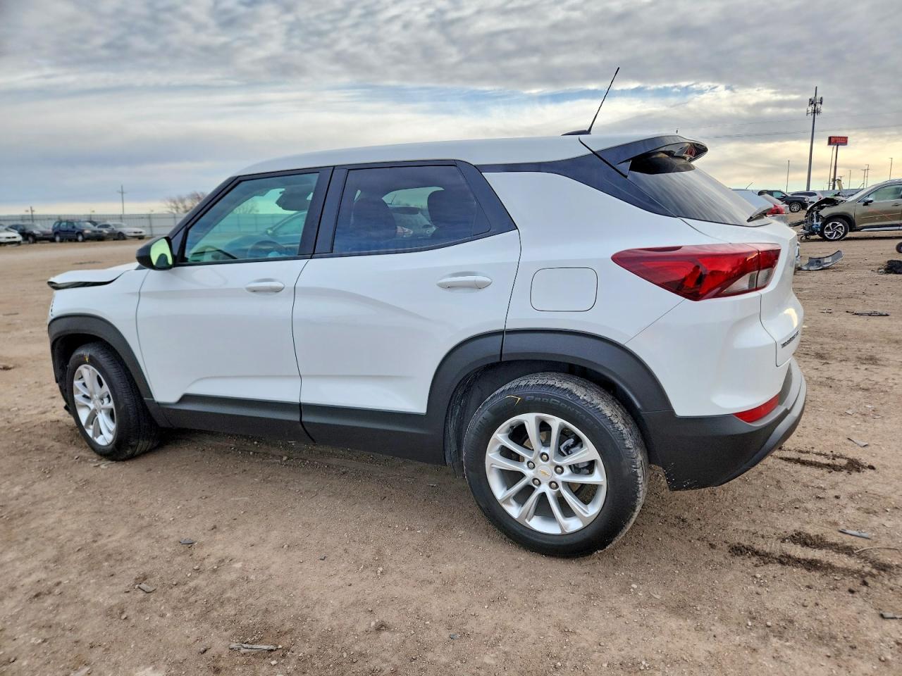 2024 Chevrolet Trailblazer Ls - zdjęcie 2