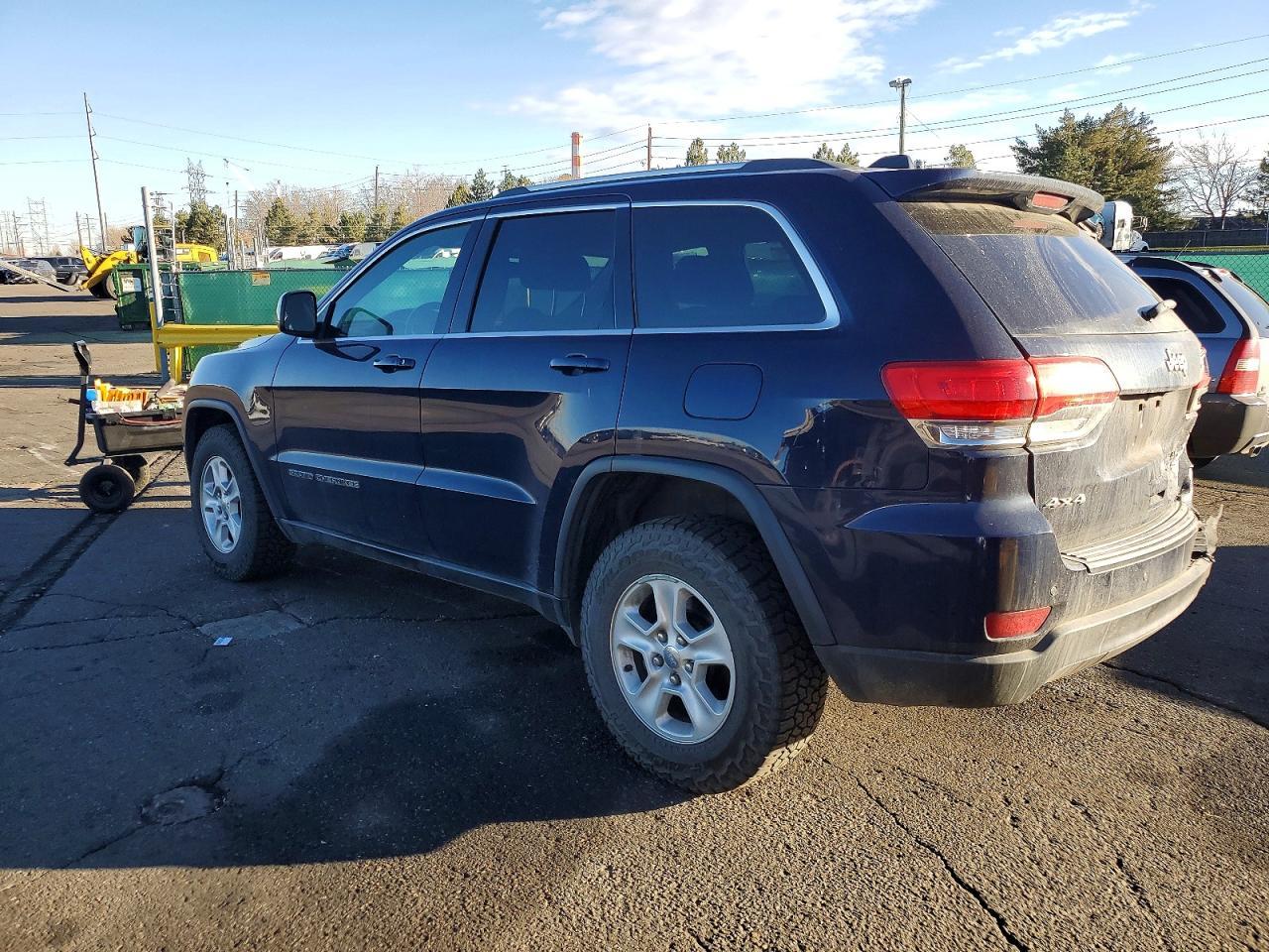 2017 Jeep Grand Cherokee Laredo - zdjęcie 2